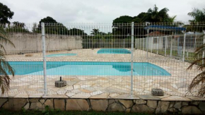 Kitinete Em Matinhos Com Piscina